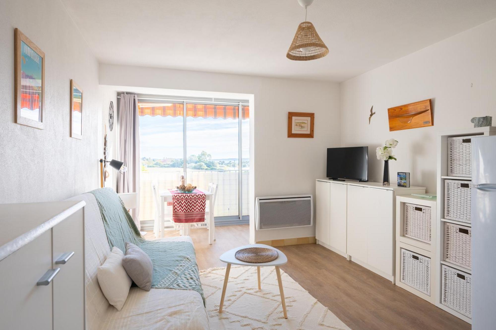 Charmant A 600 M Des Plages Proche Des Commerces Lesclesdenicole Carqueiranne Extérieur photo
